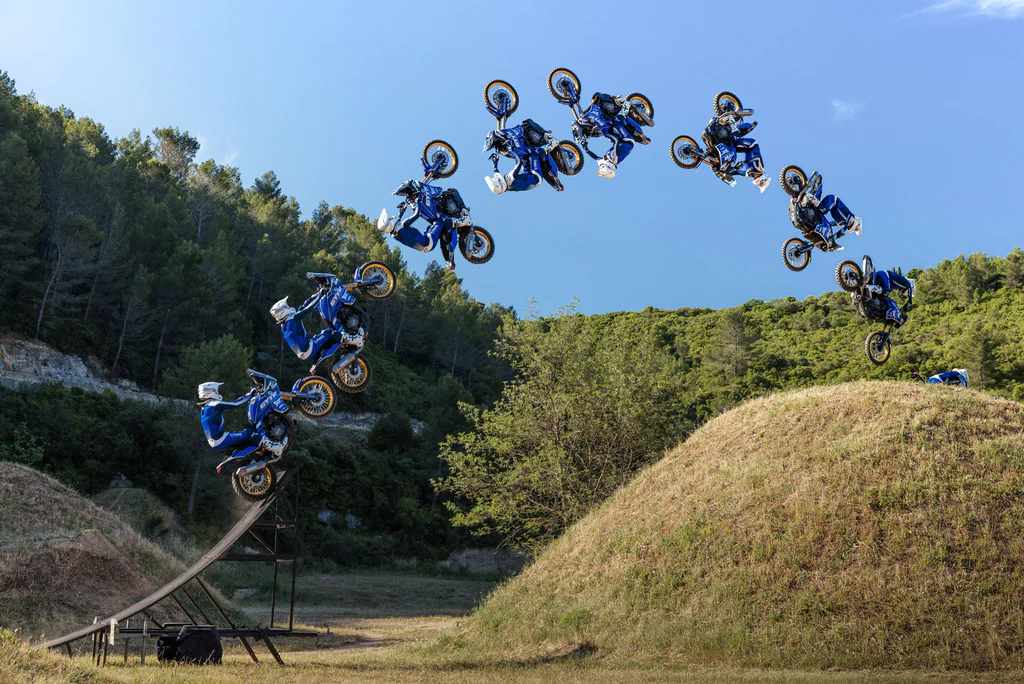 tenere 700 backflip 9 's Werelds eerste backflip met een Ténéré 700